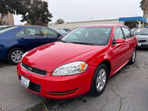 Used 2009 Chevrolet Impala LT FWD image 1