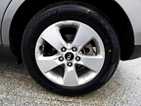 Used 2017 Kia Soul FWD image 18