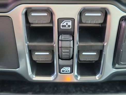 New 2026 Jeep Wrangler Sport S image 19