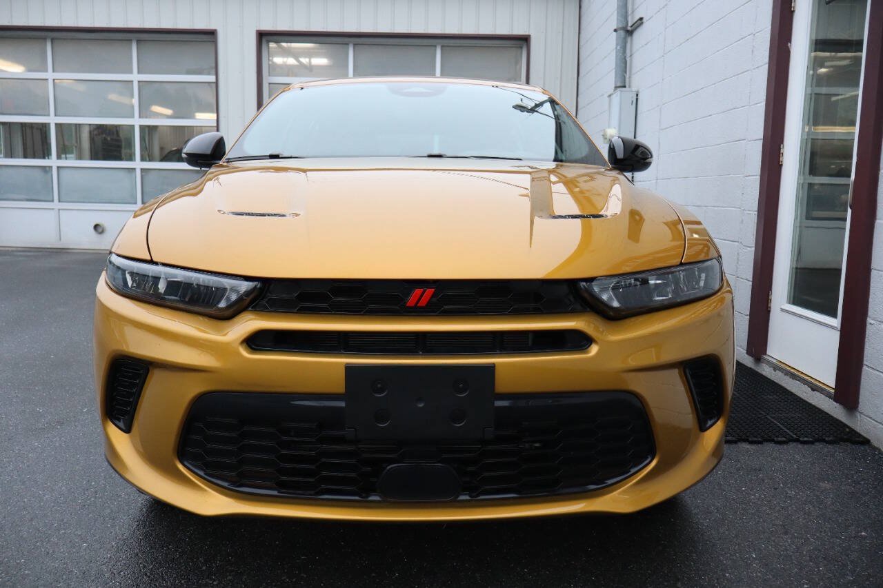 Used 2024 Dodge Hornet R/T w/ R/T Blacktop Package AWD/4WD image 2