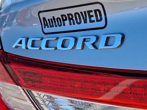 Used 2019 Honda Accord LX image 29