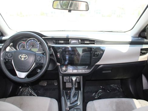 Used 2014 Toyota Corolla LE FWD image 14