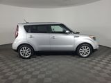 Used 2018 Kia Soul + image 3