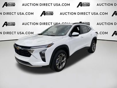 Used 2025 Chevrolet Trax LT