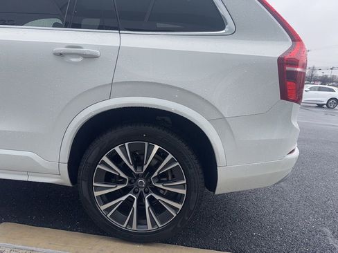 Used 2022 Volvo XC90 T5 Momentum w/ Climate Package image 20