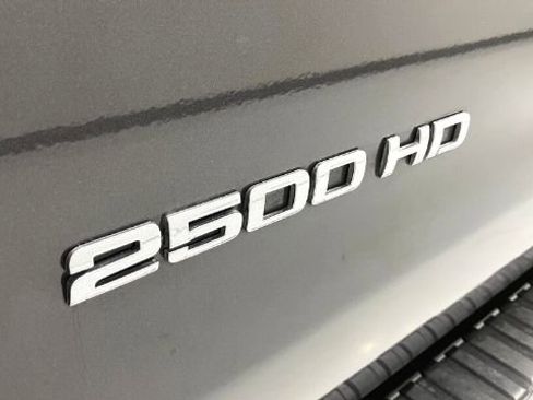 Used 2015 Chevrolet Silverado 2500 LT image 7