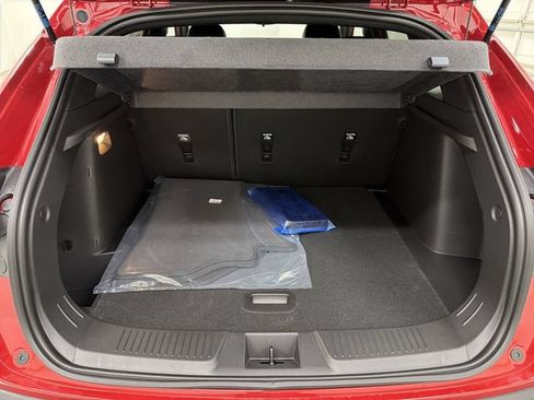 New 2026 Chevrolet Trax RS w/ Driver Confidence Package FWD image 17