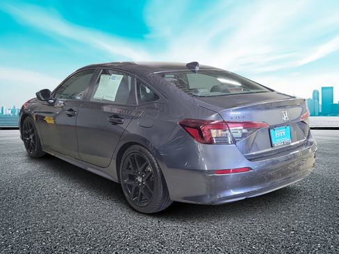 Used 2025 Honda Civic Sport image 3