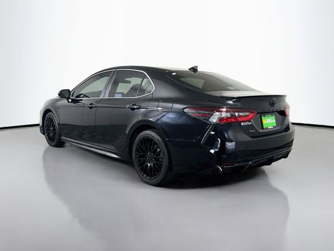 Used 2023 Toyota Camry SE FWD image 7