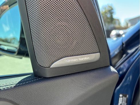 Used 2021 BMW X5 xDrive45e w/ Premium Package image 28