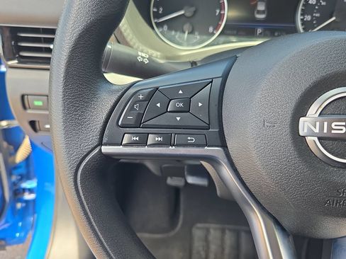Used 2024 Nissan Sentra SV FWD image 16