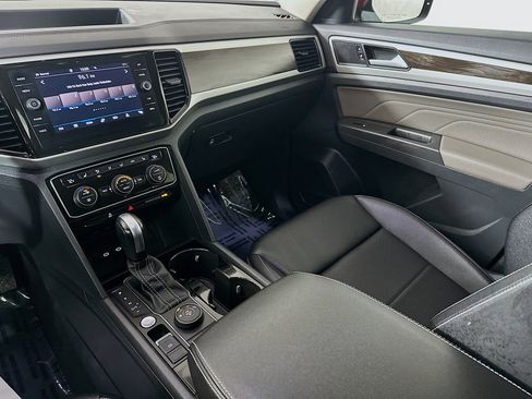 Used 2023 Volkswagen Atlas SE image 22
