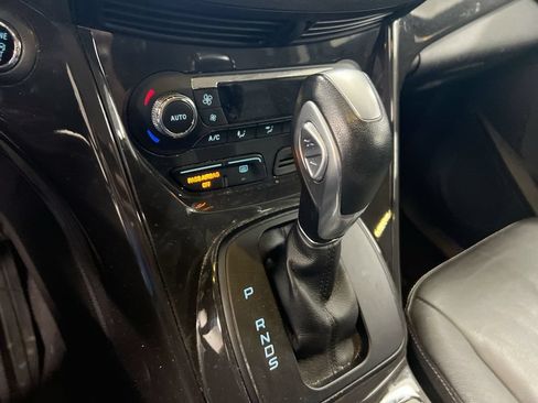 Used 2016 Ford Escape Titanium FWD image 17