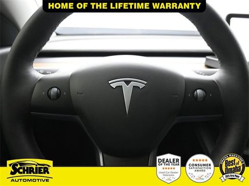 Used 2022 Tesla Model Y Long Range image 14