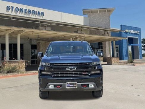 Used 2021 Chevrolet Silverado 1500 LT Trail Boss w/ Convenience Package II AWD/4WD image 9