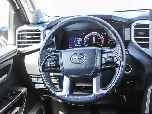Used 2024 Toyota Tundra Limited AWD/4WD image 12