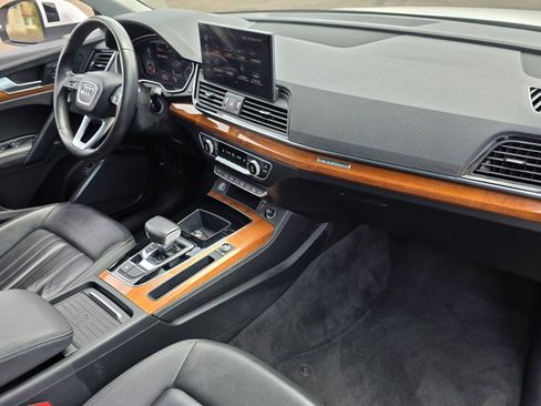 Used 2021 Audi Q5 Premium Plus image 15