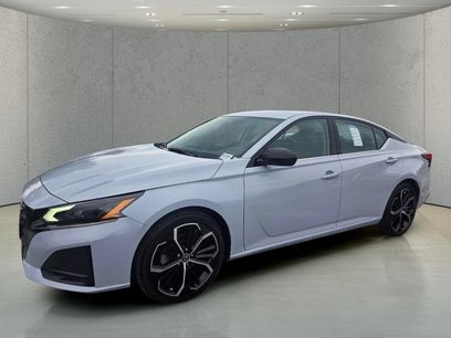 Used 2023 Nissan Altima 2.5 SR