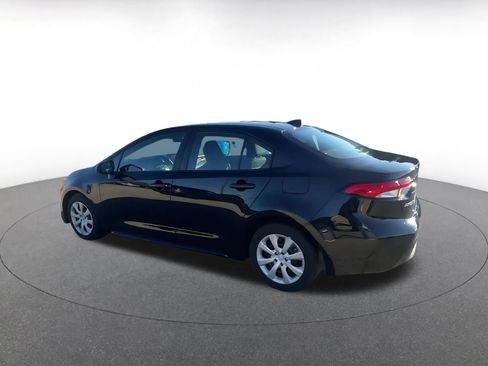 Used 2025 Toyota Corolla LE image 10
