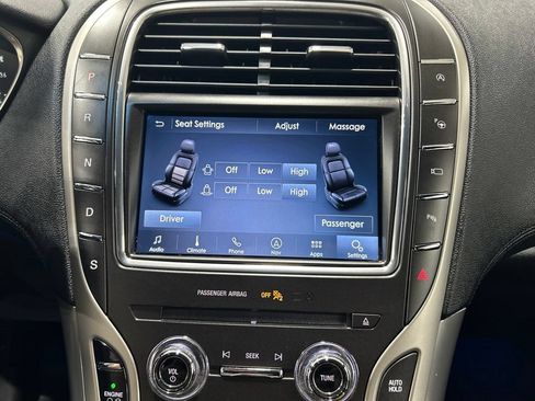 Used 2020 Lincoln Nautilus Reserve w/ Equipment Group 201A AWD/4WD image 23