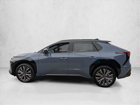 New 2026 Subaru Solterra image 5