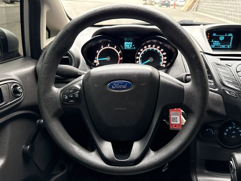 Used 2016 Ford Fiesta S image 10
