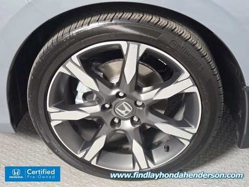 Certified 2025 Honda Civic Sport Touring image 9