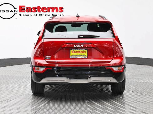 Used 2023 Kia Niro Wind w/ Wind Preserve Package FWD image 6