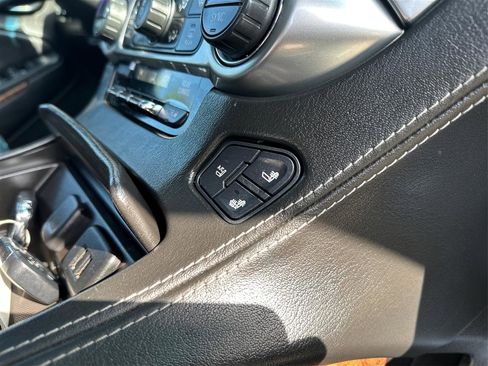 Used 2015 Chevrolet Tahoe LTZ AWD/4WD image 44