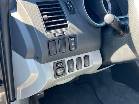 Used 2015 Toyota Tacoma w/ TRD Sport Package image 13