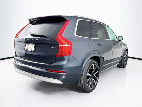 Used 2022 Volvo XC90 T6 Momentum w/ Advanced Package image 10