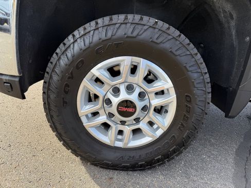 Used 2023 GMC Sierra 2500 SLE w/ SLE Value Package; image 35