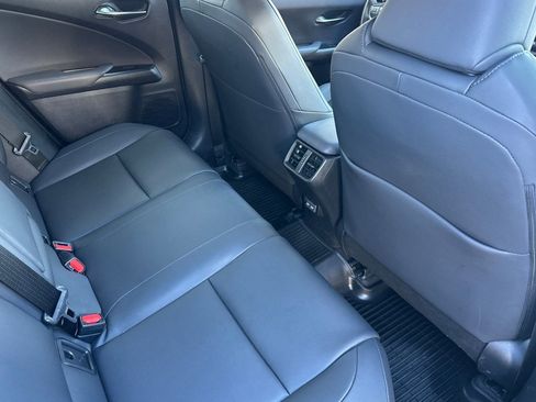 Certified 2025 Lexus UX 300h FWD image 29