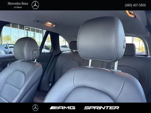 Used 2021 Mercedes-Benz GLC 300 4MATIC w/ Premium Package image 15