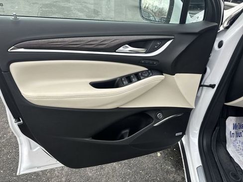 Certified 2024 Buick Enclave Avenir w/ Avenir Technology Package image 23