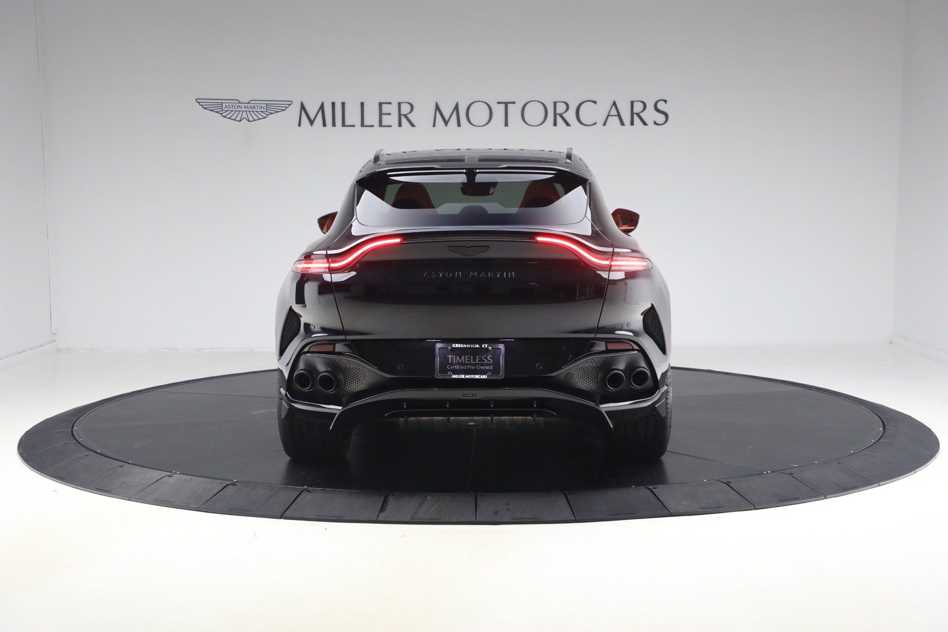 Used 2025 Aston Martin DBX 707 AWD/4WD image 6