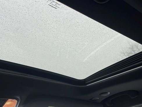 Certified 2022 Jeep Grand Cherokee Laredo X image 30