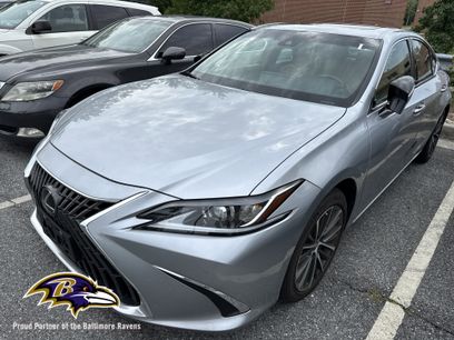 Certified 2025 Lexus ES 350 w/ Premium Package