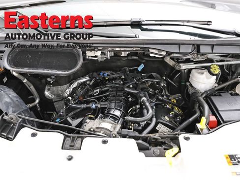 Used 2024 Ford Transit 350 XLT RWD image 7