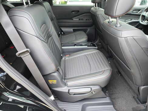 New 2026 Nissan Pathfinder Rock Creek AWD/4WD image 21