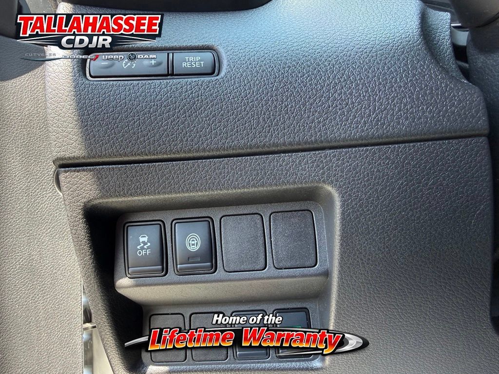 Used 2021 Nissan Rogue Sport S FWD image 32