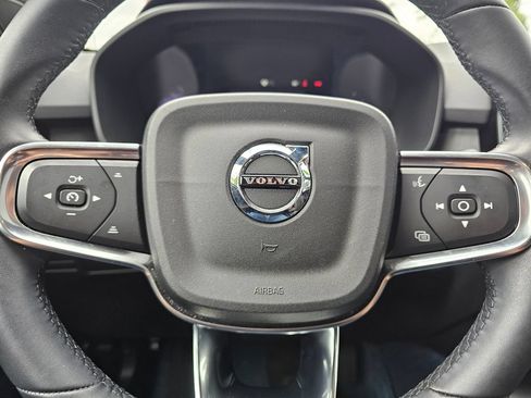 Used 2023 Volvo XC40 Recharge Ultimate w/ Protection Package Premier AWD/4WD image 19