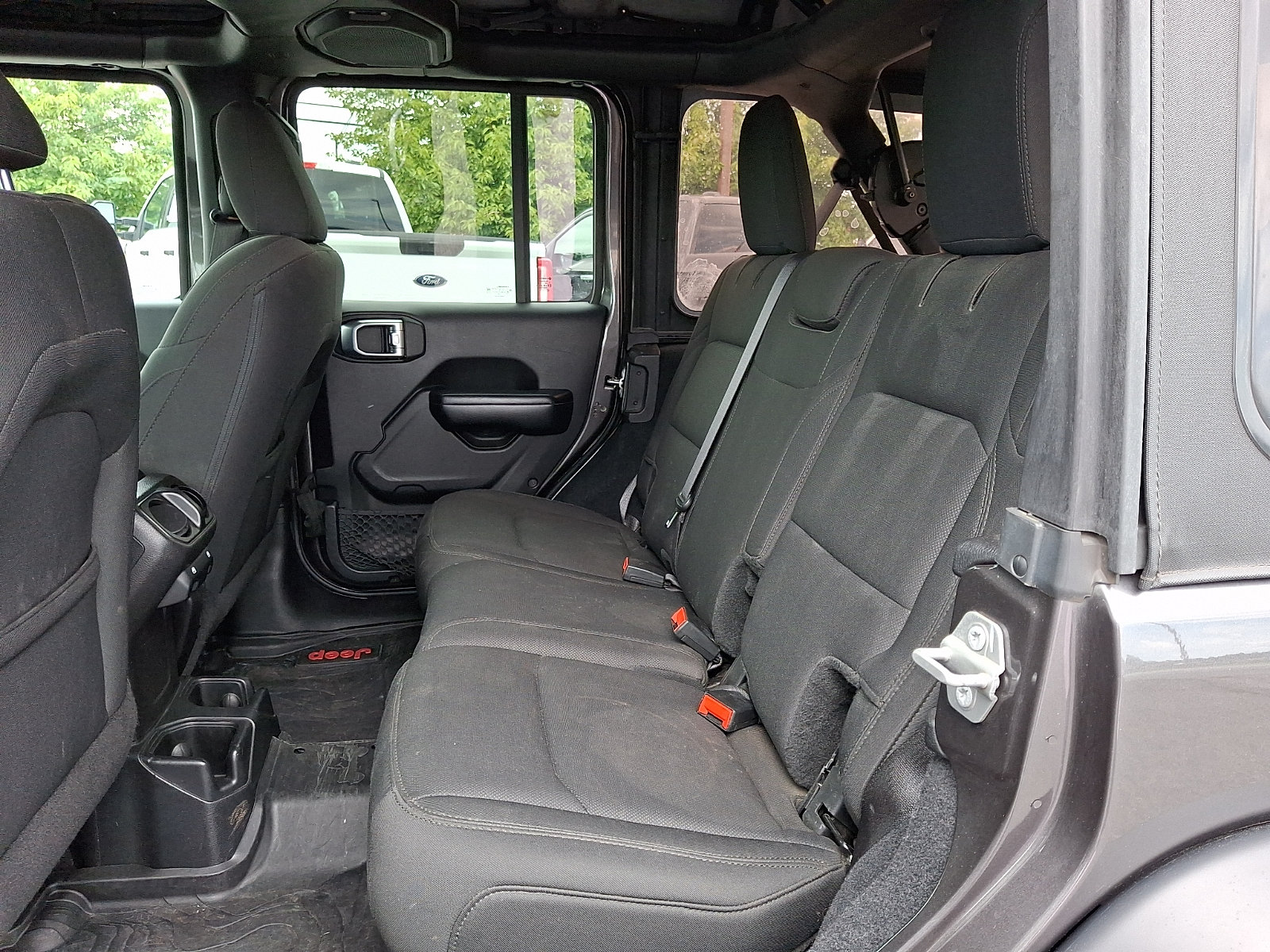 Used 2019 Jeep Wrangler Unlimited Sport S AWD/4WD image 10