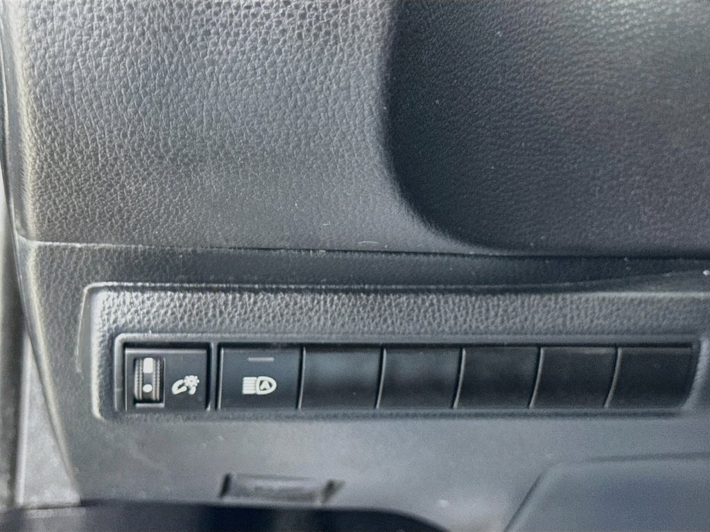 Used 2024 Toyota Corolla LE FWD image 10