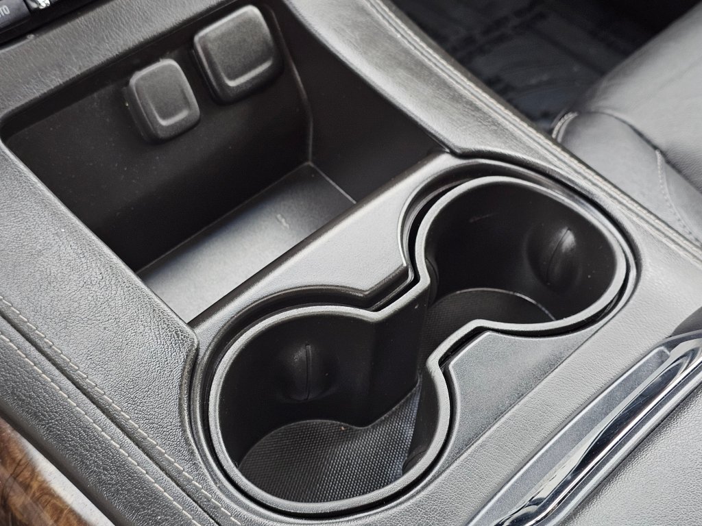 Used 2019 Chevrolet Suburban LT AWD/4WD image 11