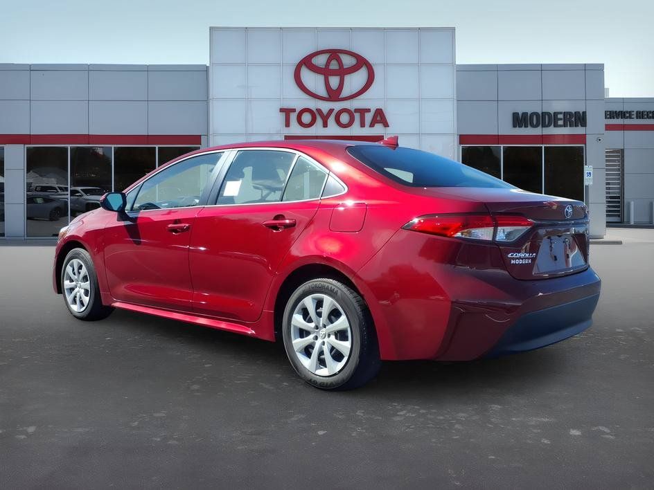 Certified 2026 Toyota Corolla LE FWD image 3