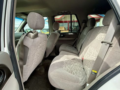 Used 2003 GMC Envoy SLE AWD/4WD image 12