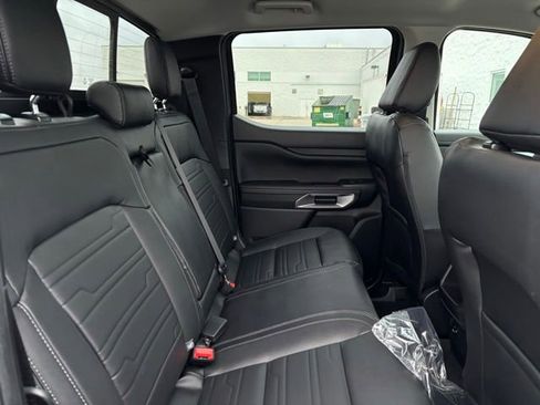 New 2025 Ford Ranger Lariat w/ FX4 Off-Road Package image 21