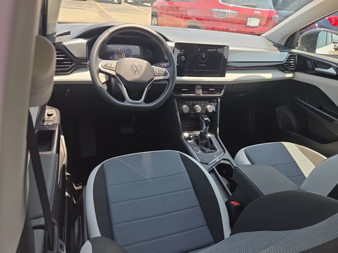Certified 2025 Volkswagen Taos S FWD image 8