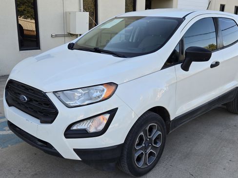 Used 2018 Ford EcoSport S image 2